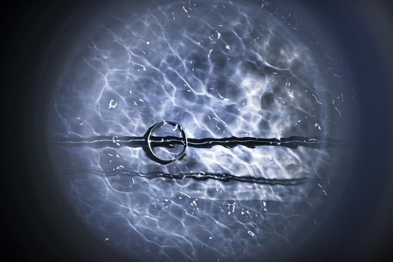 Neutrinos in a stream