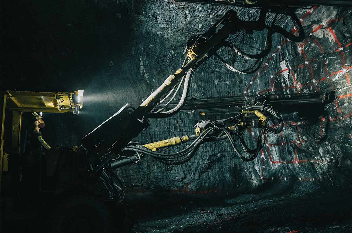 To remain ahead of the competition, the United States scales down a problematic $3 billion neutrino project