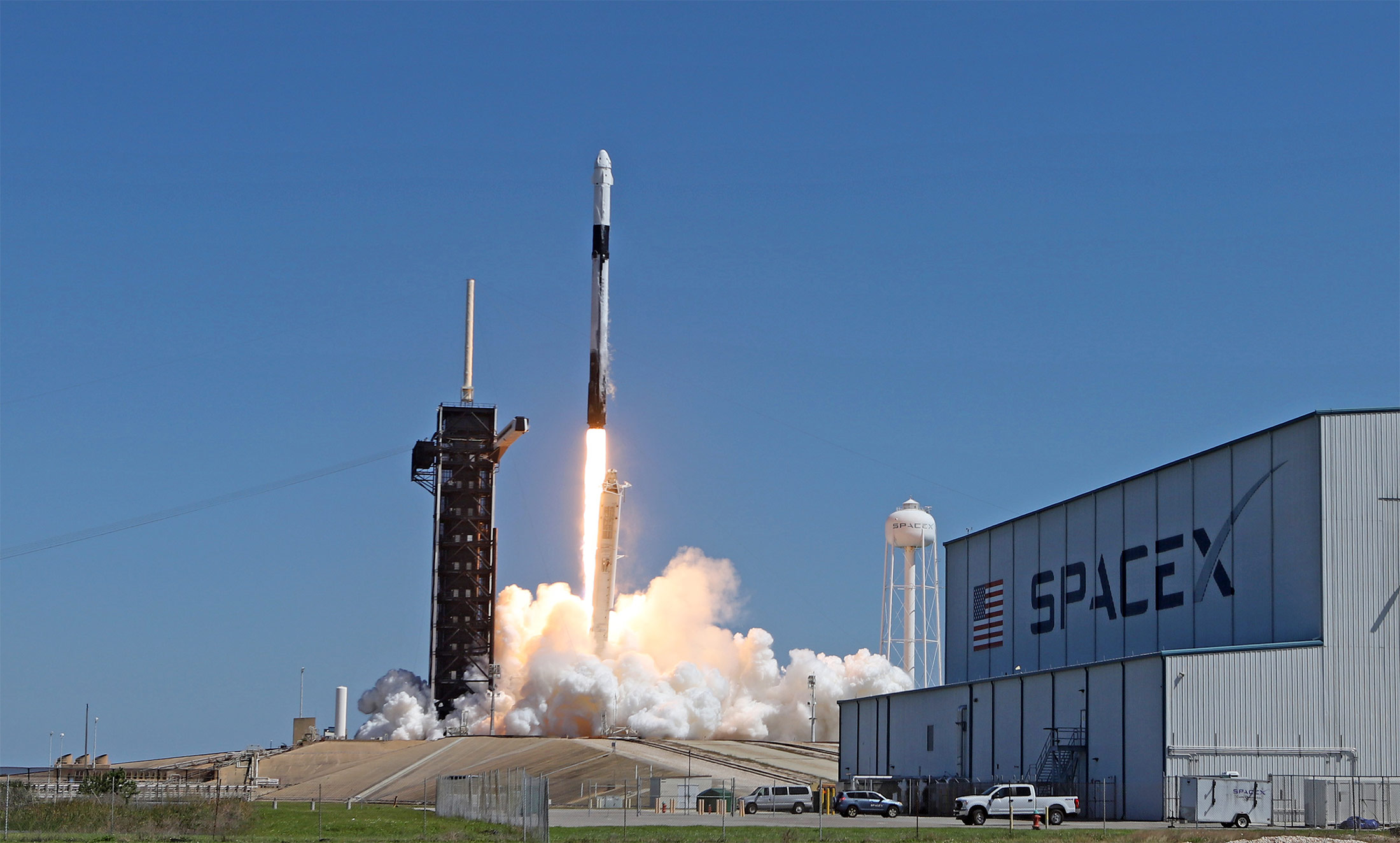 After a delay, SpaceX's Crew-4 members return to Earth