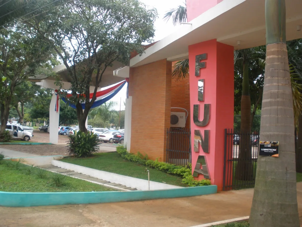 FIUNA teachers and students collaborate in international experiment on neutrino particles