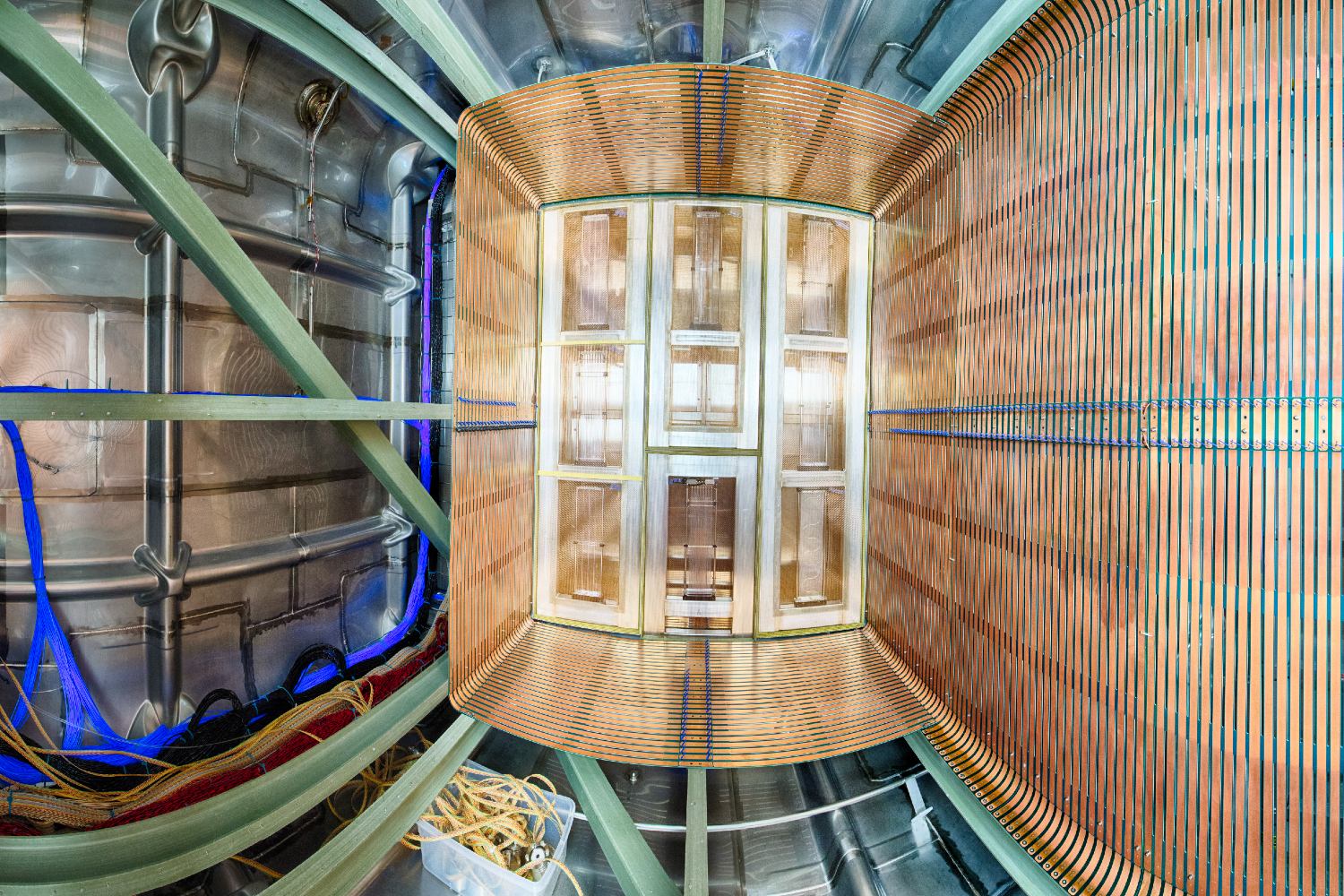 Arrival of the first DUNE science components at SURF